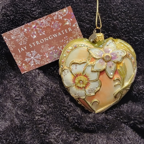 Jay Strongwater Heart ❤️ Ornament - Picture 3 of 12